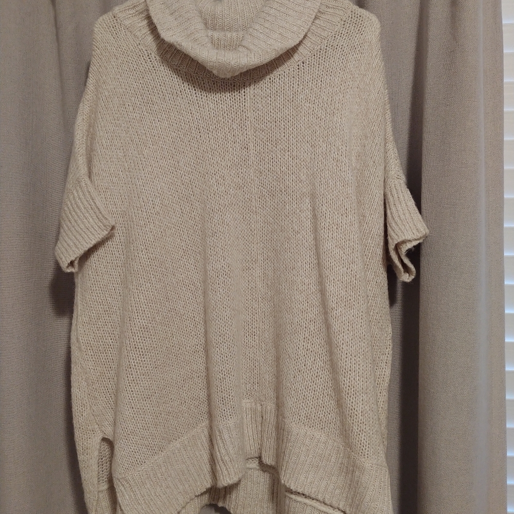 Francesca's Cream Sweater Ponch